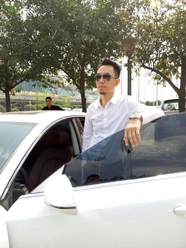 杨岳的第一张照片--福州双喜佳缘